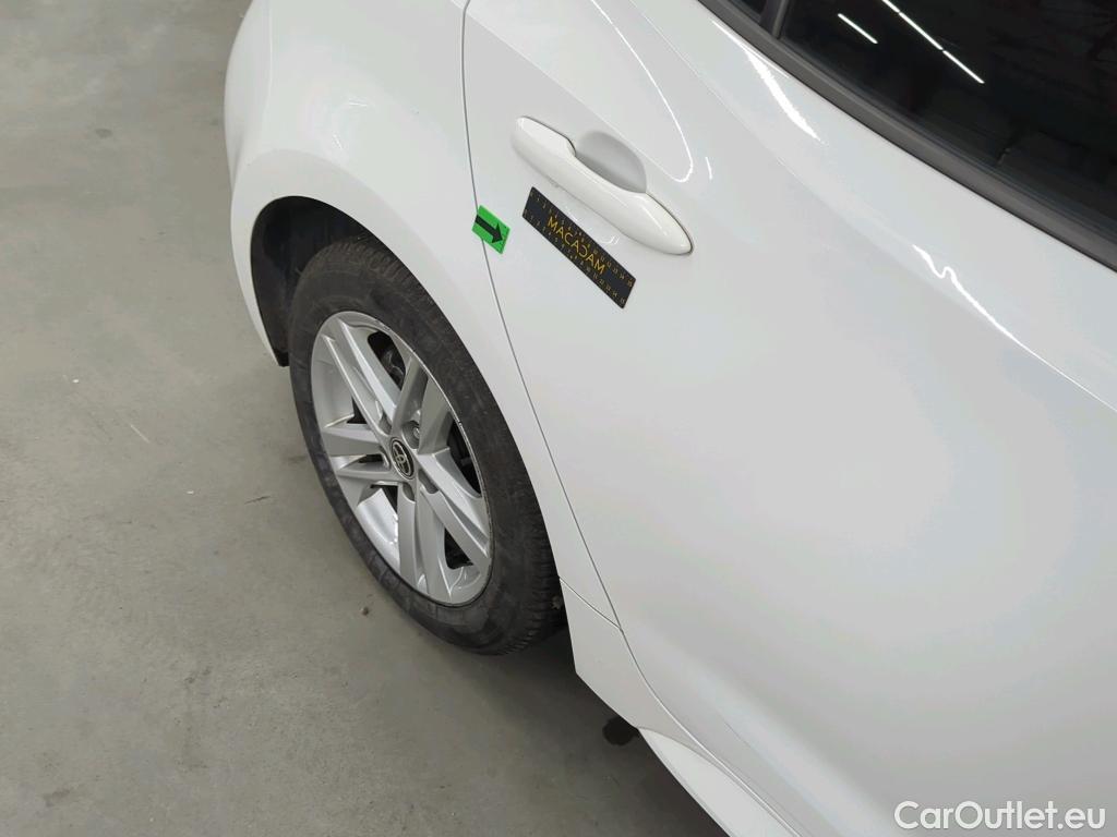  Toyota  Corolla 1.8 Hybrid Dynamic HSD E-CVT #17