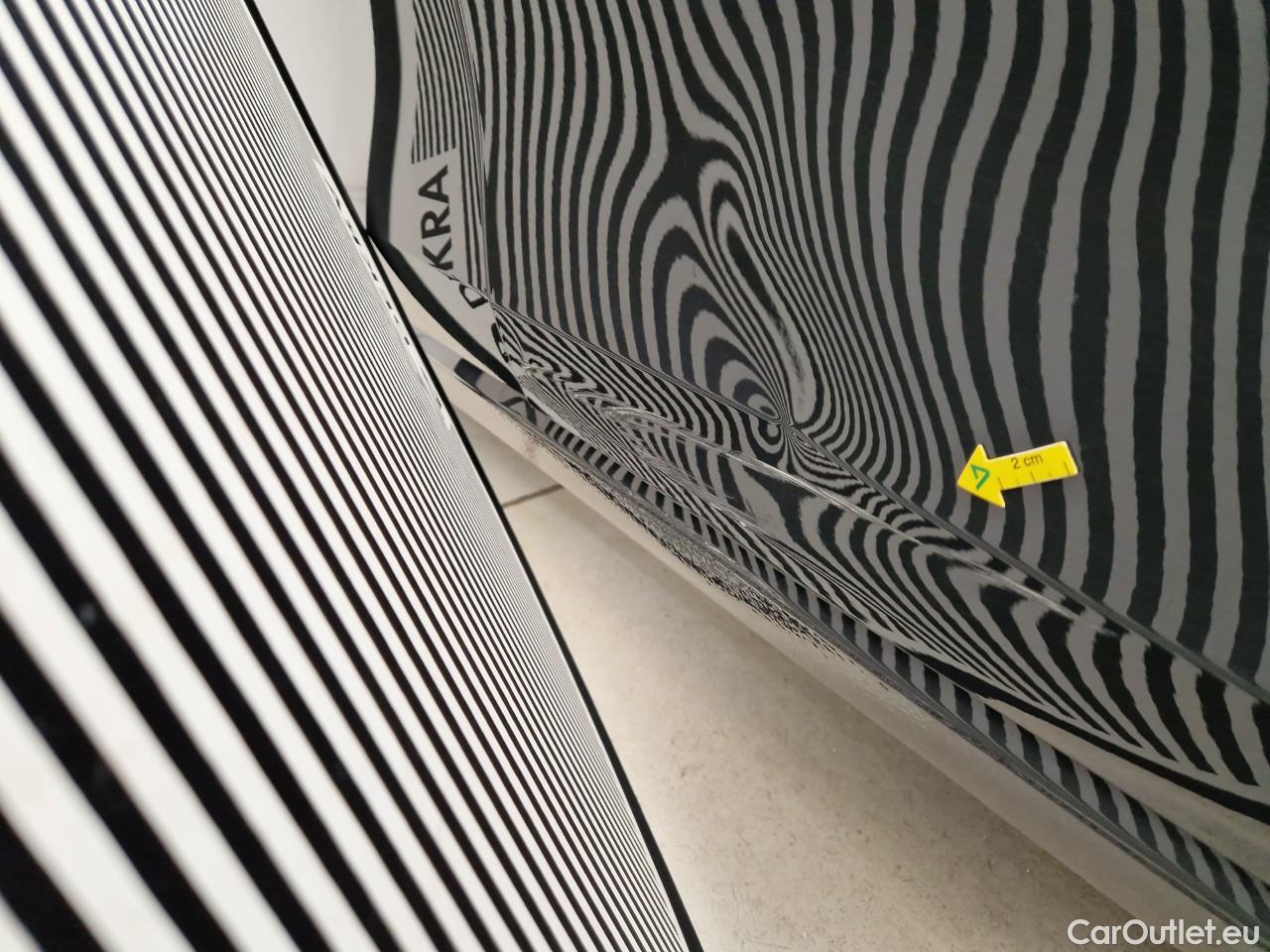  Volkswagen  Golf  1.0 TSI Life #27