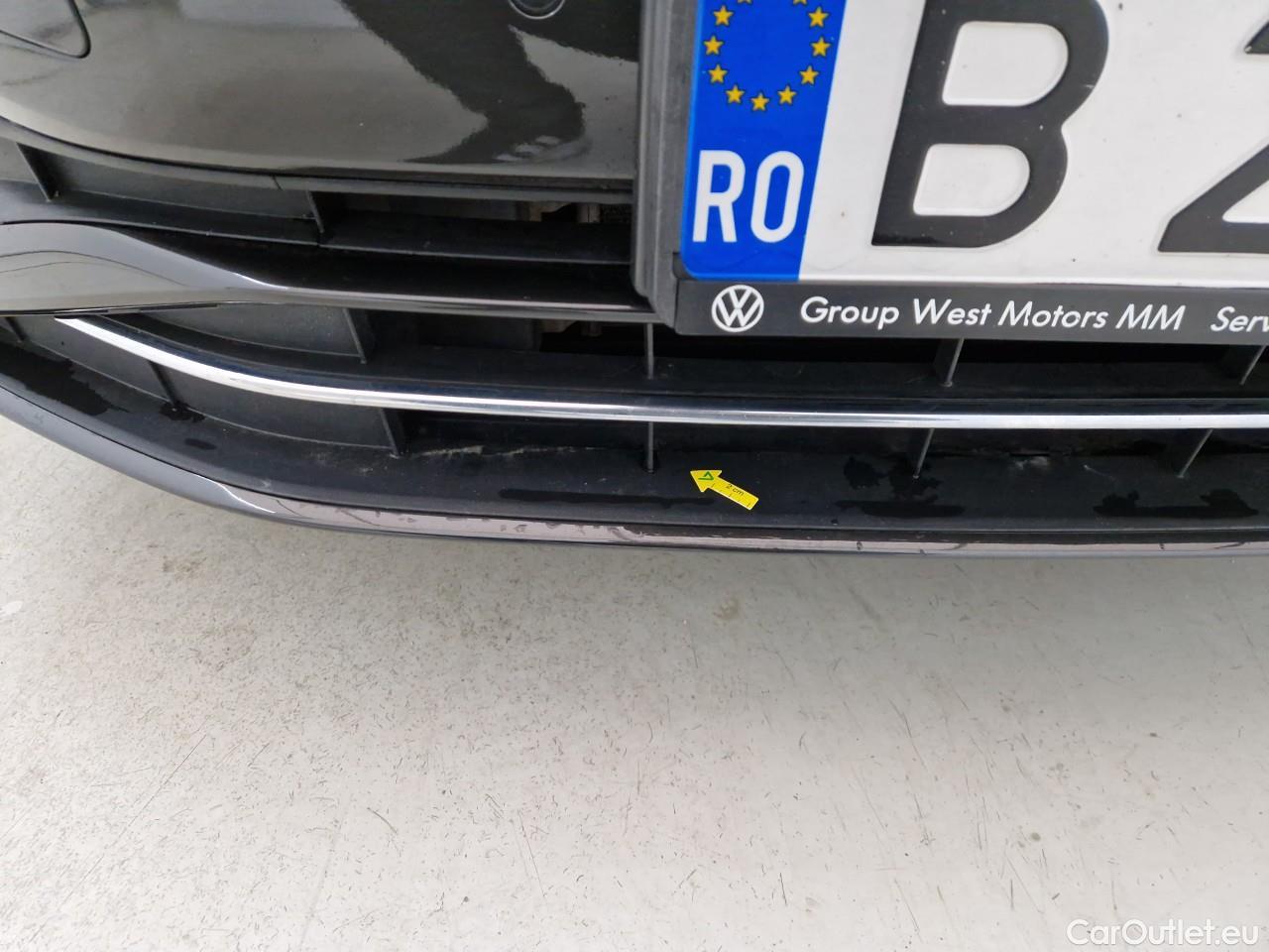  Volkswagen  Passat Comfortline 2.0 TDI DSG 150 CP #4