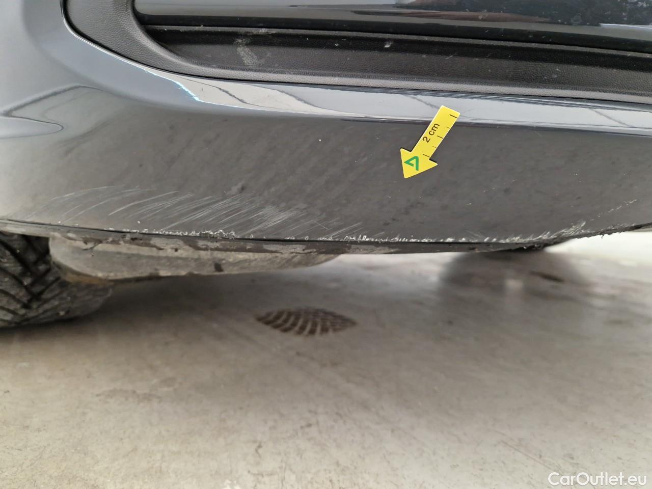  Volkswagen  Golf  1.0 TSI Life #13