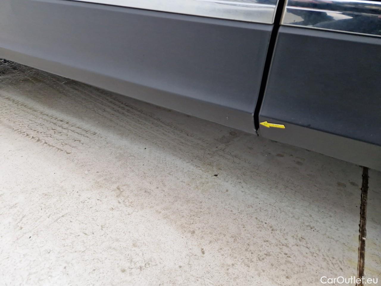  Volkswagen  Tiguan Elegance 2,0 TDI SCR DSG 4Mot #3