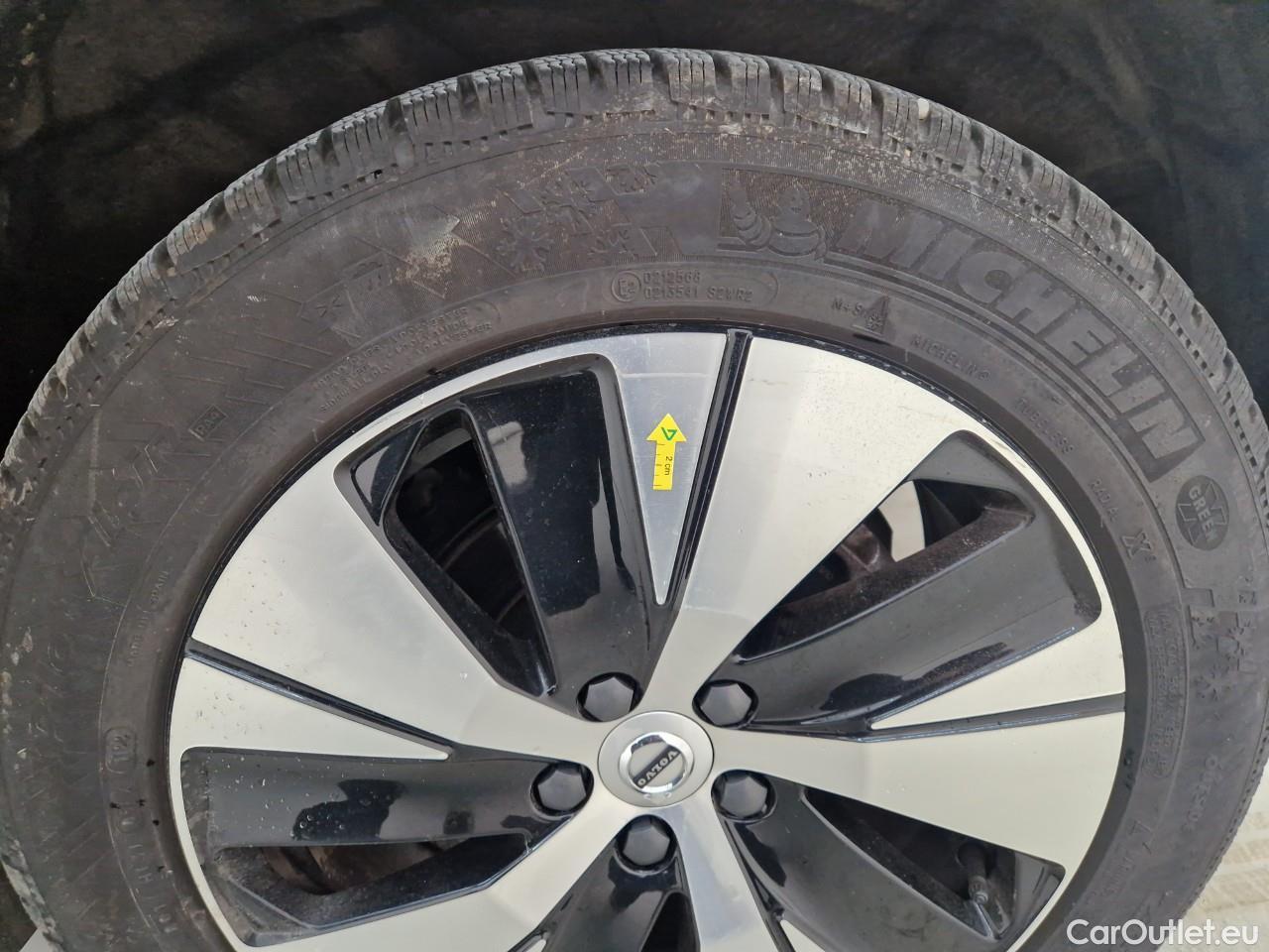  Volvo  XC 40 1.5 T5 PHEV Plus Dark Recharge DCT #4