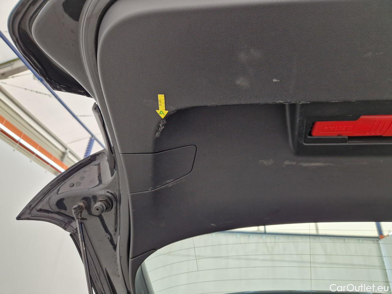  Volkswagen  Golf  1.0 TSI Life #47