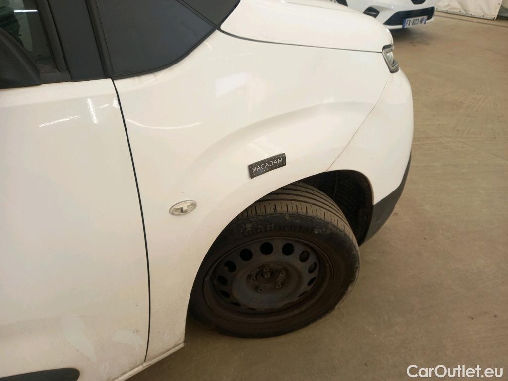  Citroen  Berlingo  Feel XL 1.5 BlueHDi 130CV BVM6 E6d #25