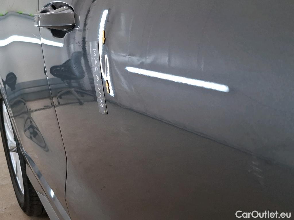  Audi  Q3 AUDI  / 2018 / 5P / SUV 35 TFSI 150 S EDITION(SL) #14