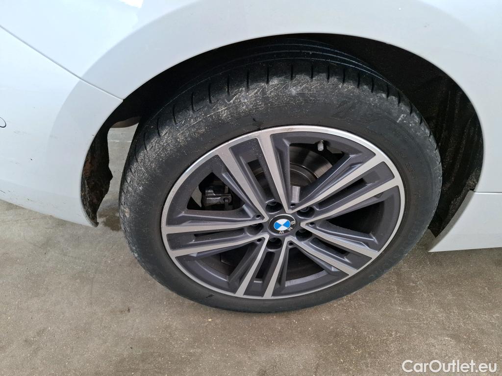  Bmw  Serie 1 BMW Série 1 / 2019 / 5P / Berline 116i DKG7 Business Design #6