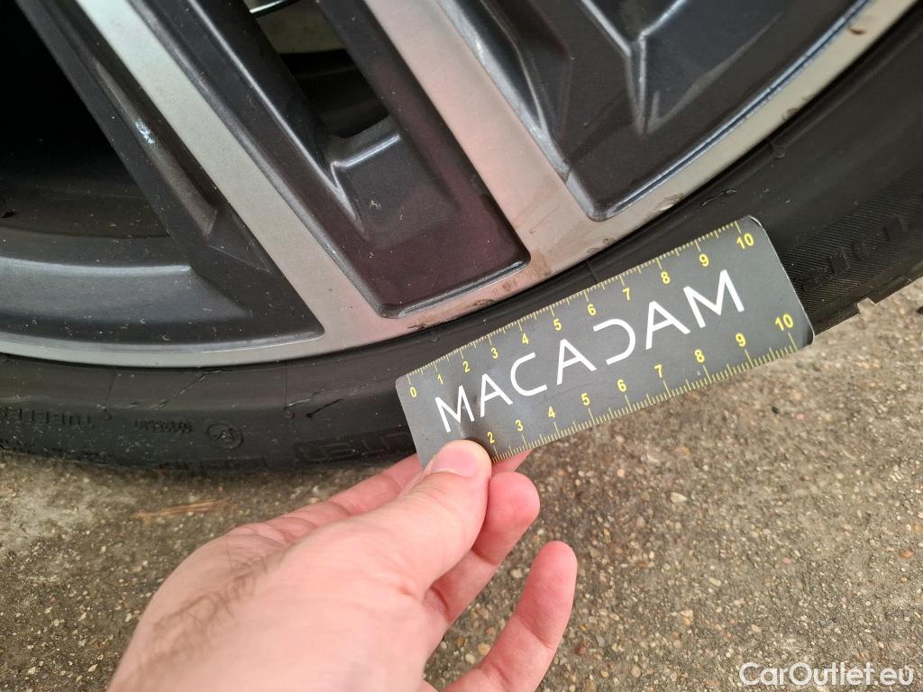  Bmw  Serie 1 BMW Série 1 / 2019 / 5P / Berline 116i DKG7 Business Design #15