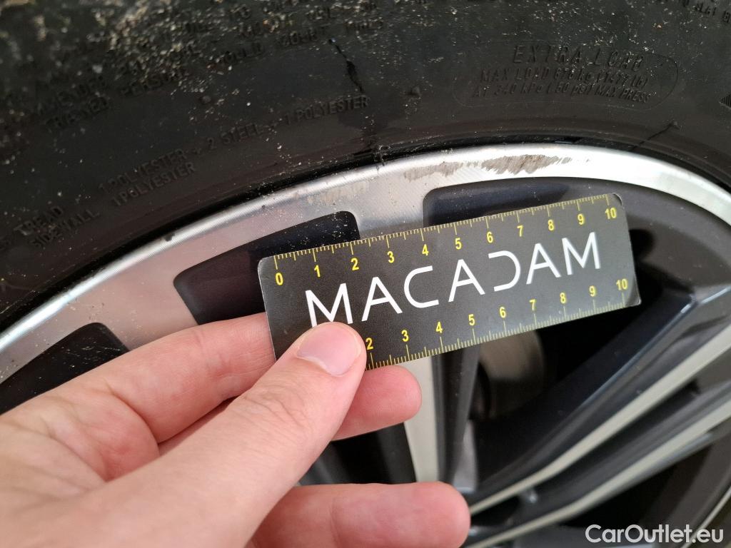  Bmw  Serie 1 BMW Série 1 / 2019 / 5P / Berline 116i DKG7 Business Design #9