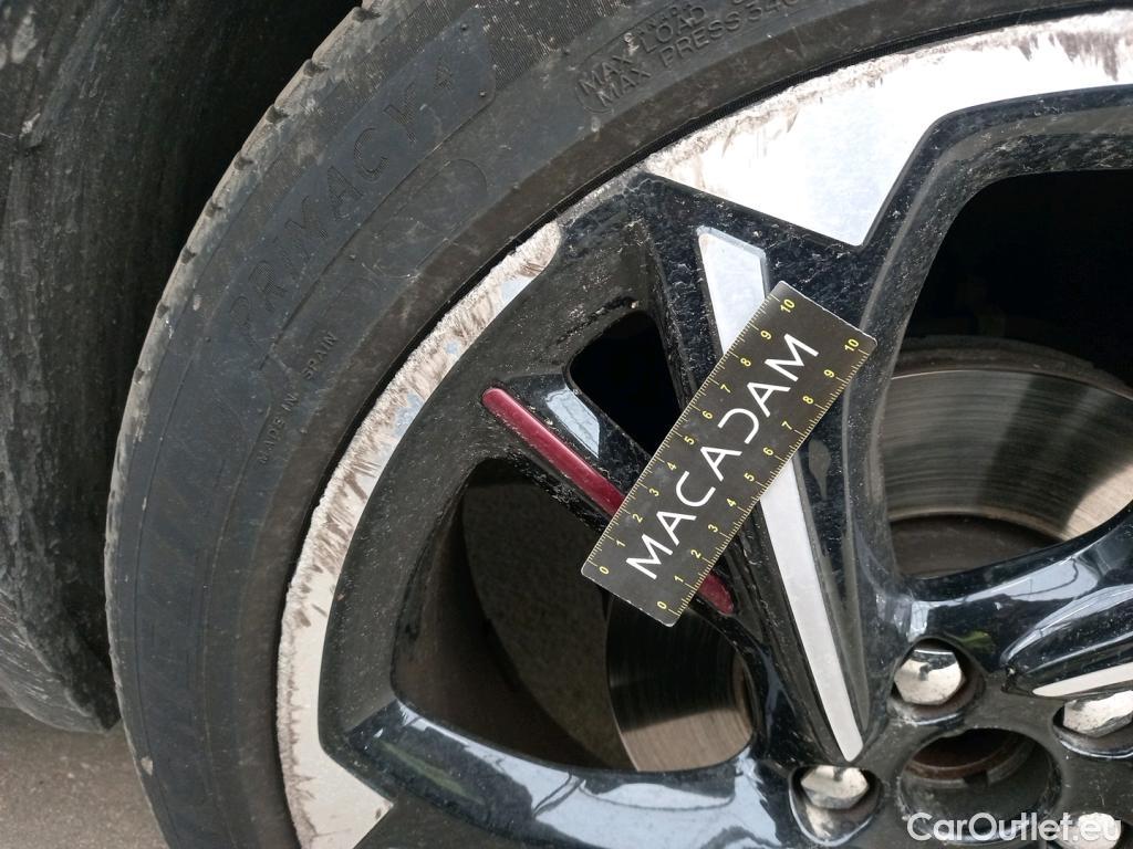  DS  DS7 DS DS 7 Crossback 5p SUV BlueHDi 180 Automatique La Première #8