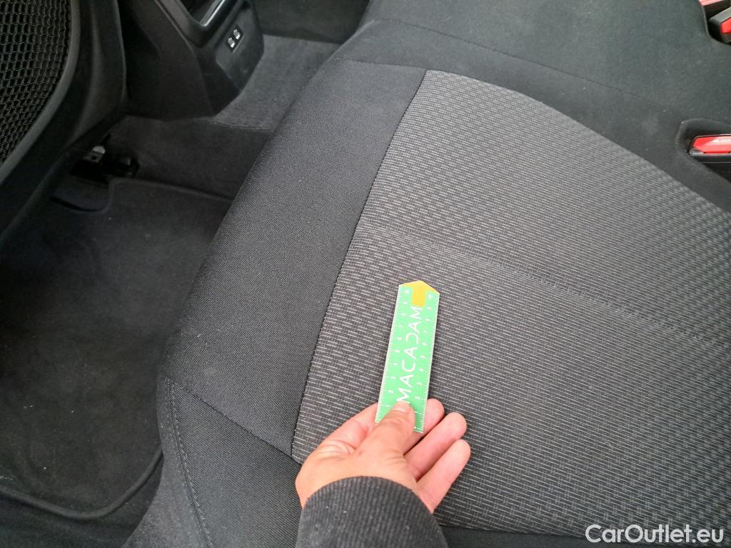  Bmw  Serie 1 Série 1 / 2019 / 5P / Berline 116i Business Design / Réparation 7813.65 € VOIR  RAPPORT AUTOVIZA #9