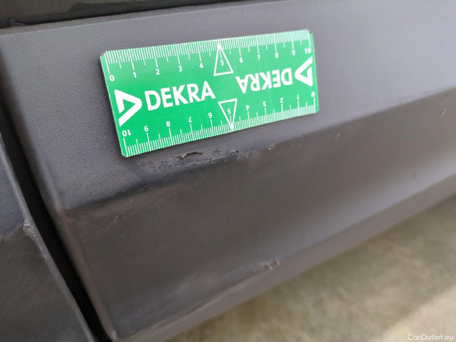  Opel   Grandland X OPEL 5p SUV 1.2 Turbo 130ch auto Edition iBusiness #82