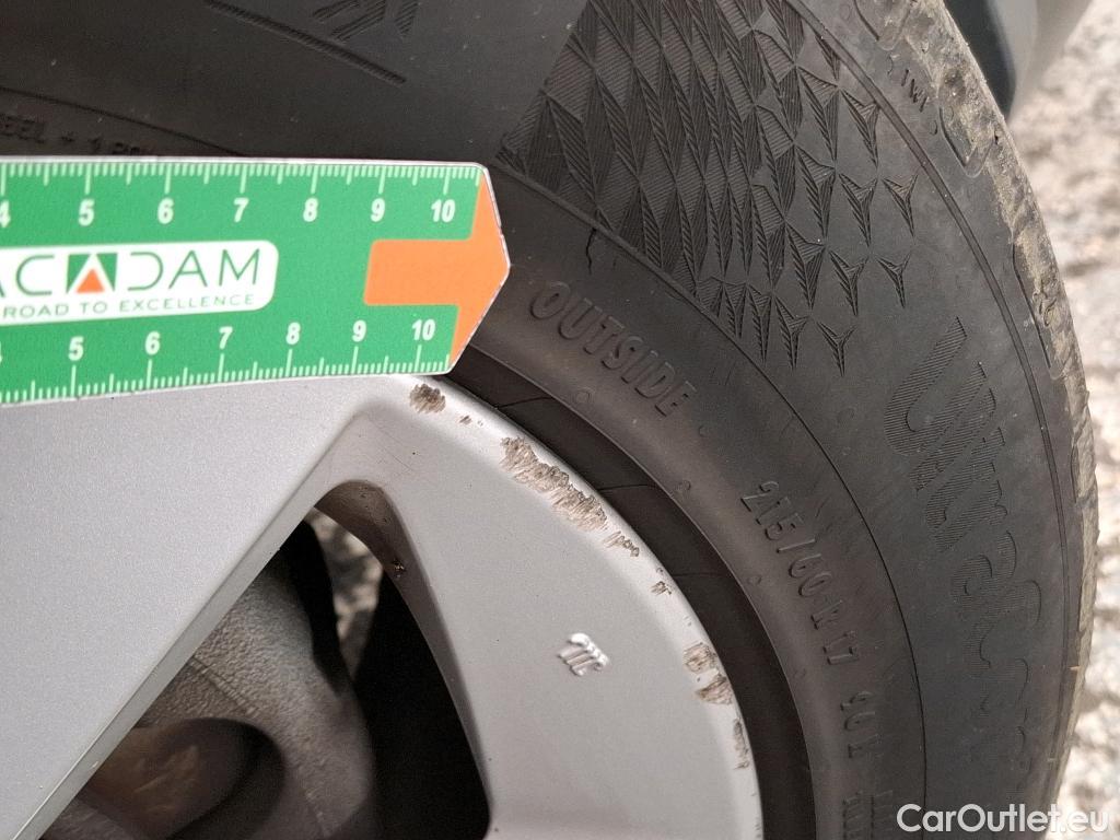  Nissan  Qashqai NISSAN  / 2017 / 5P / Crossover 1.5 DCI 115 DCT Business Edition #4