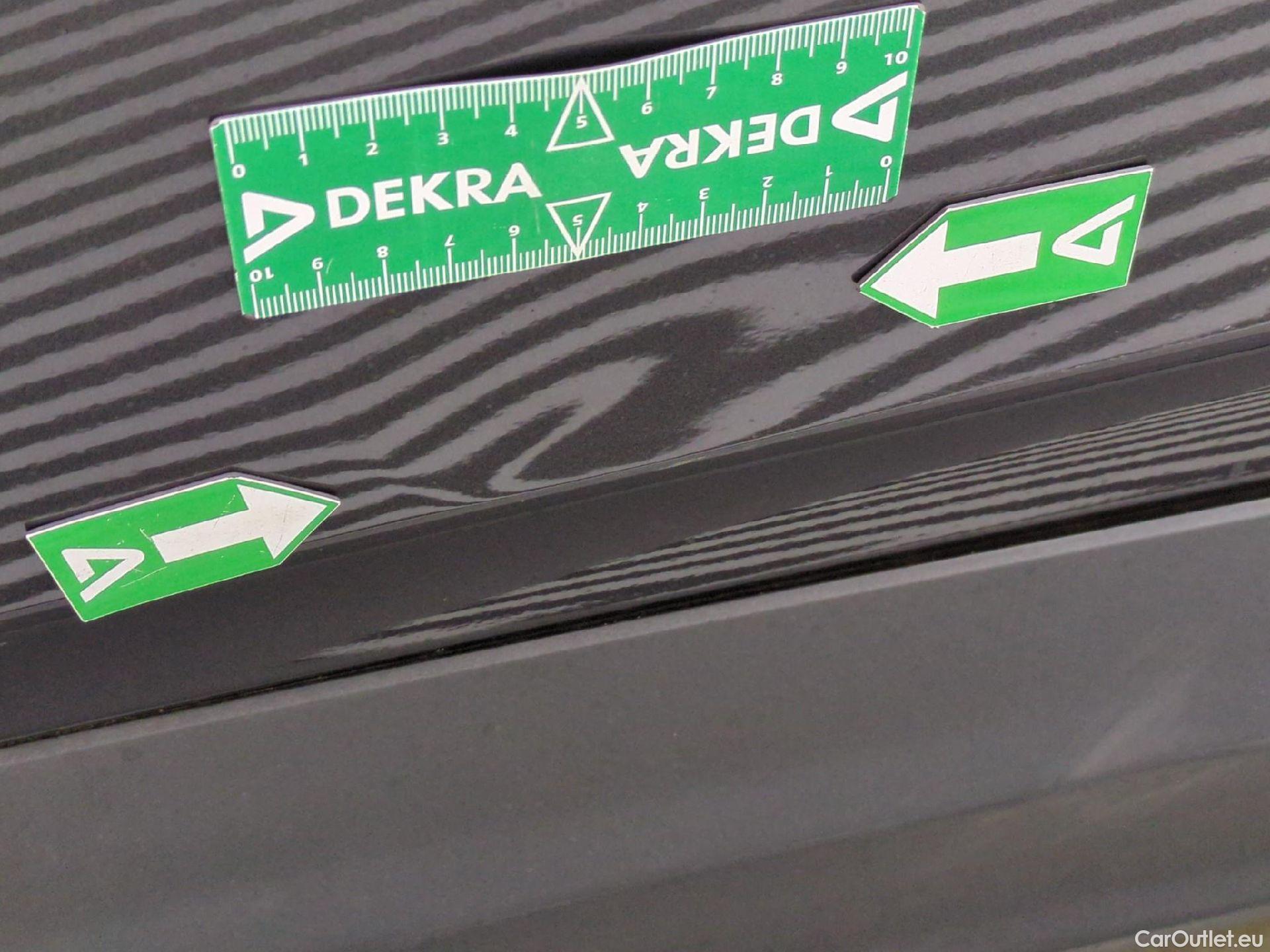  Opel   Grandland X OPEL 5p SUV 1.2 Turbo 130ch auto Edition iBusiness #73