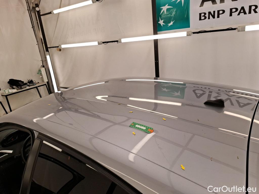  Peugeot  208  Signature 1.2 PureTech 80CV BVM5 E6dT #1