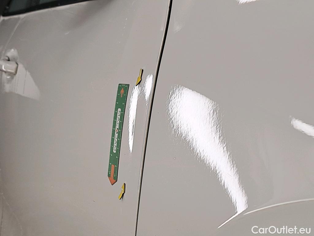  Peugeot  208  Active 1.6 HDi 75CV BVM5 E6 #18