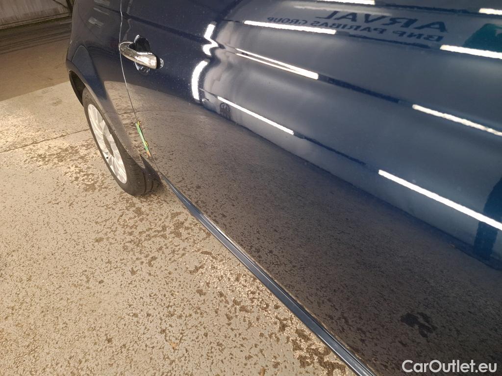  Fiat  500 FIAT  / 2015 / 3P / Berline Hybrid 1.0 BSG 70 ch Dolcevita #1