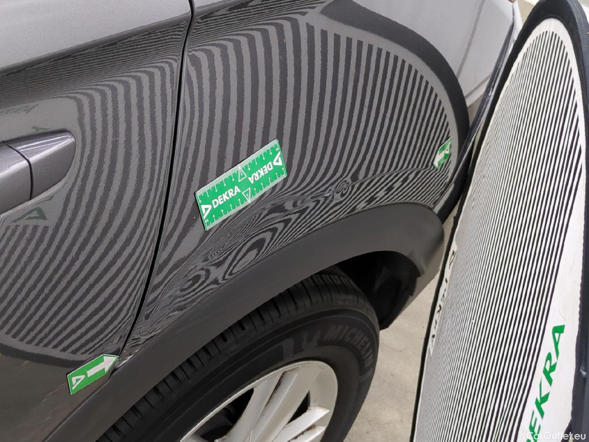  Opel   Grandland X OPEL 5p SUV 1.2 Turbo 130ch auto Edition iBusiness #84