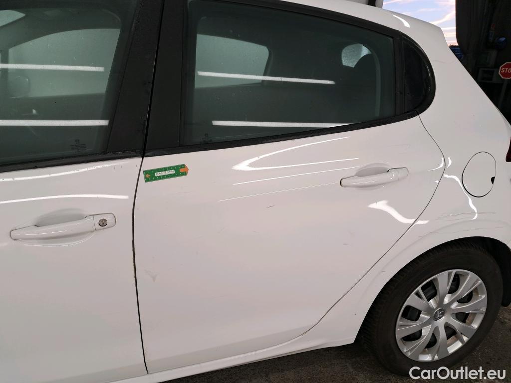  Peugeot  208  Active 1.6 HDi 75CV BVM5 E6 #37