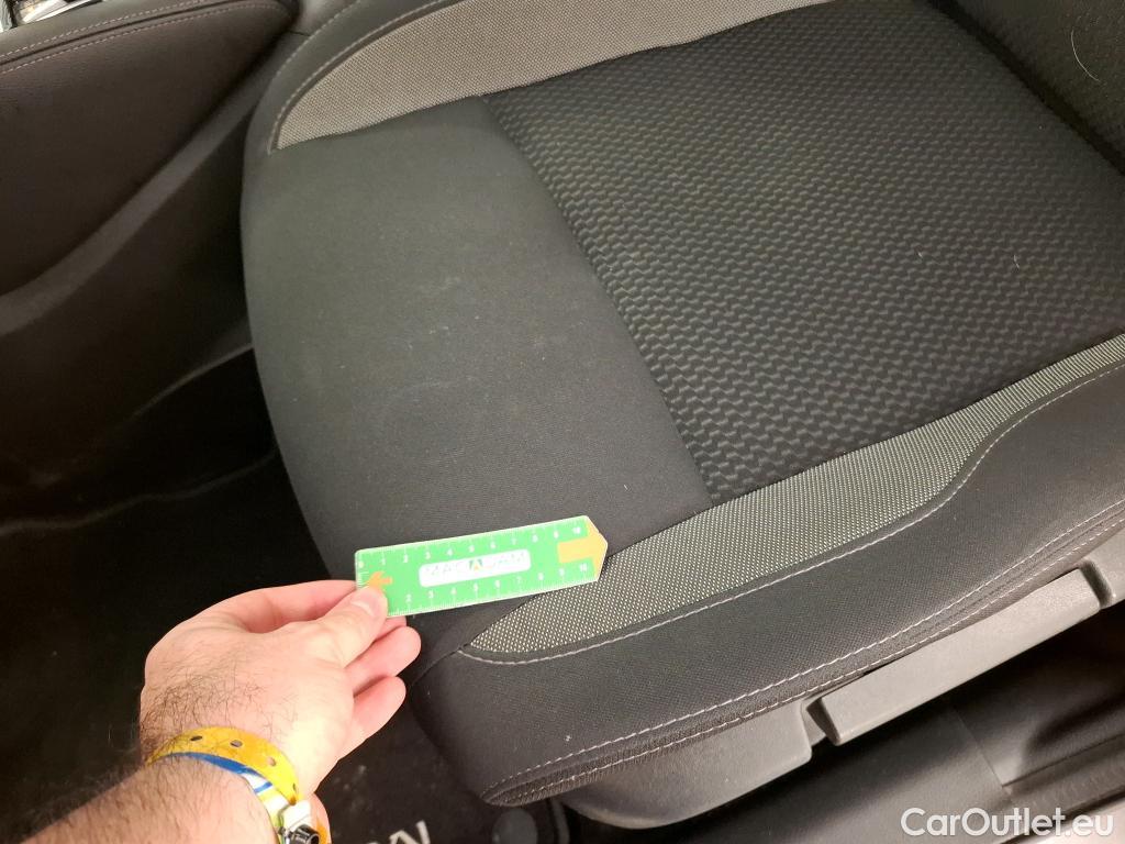  Nissan  Qashqai NISSAN  / 2017 / 5P / Crossover 1.5 DCI 115 DCT Business Edition #25