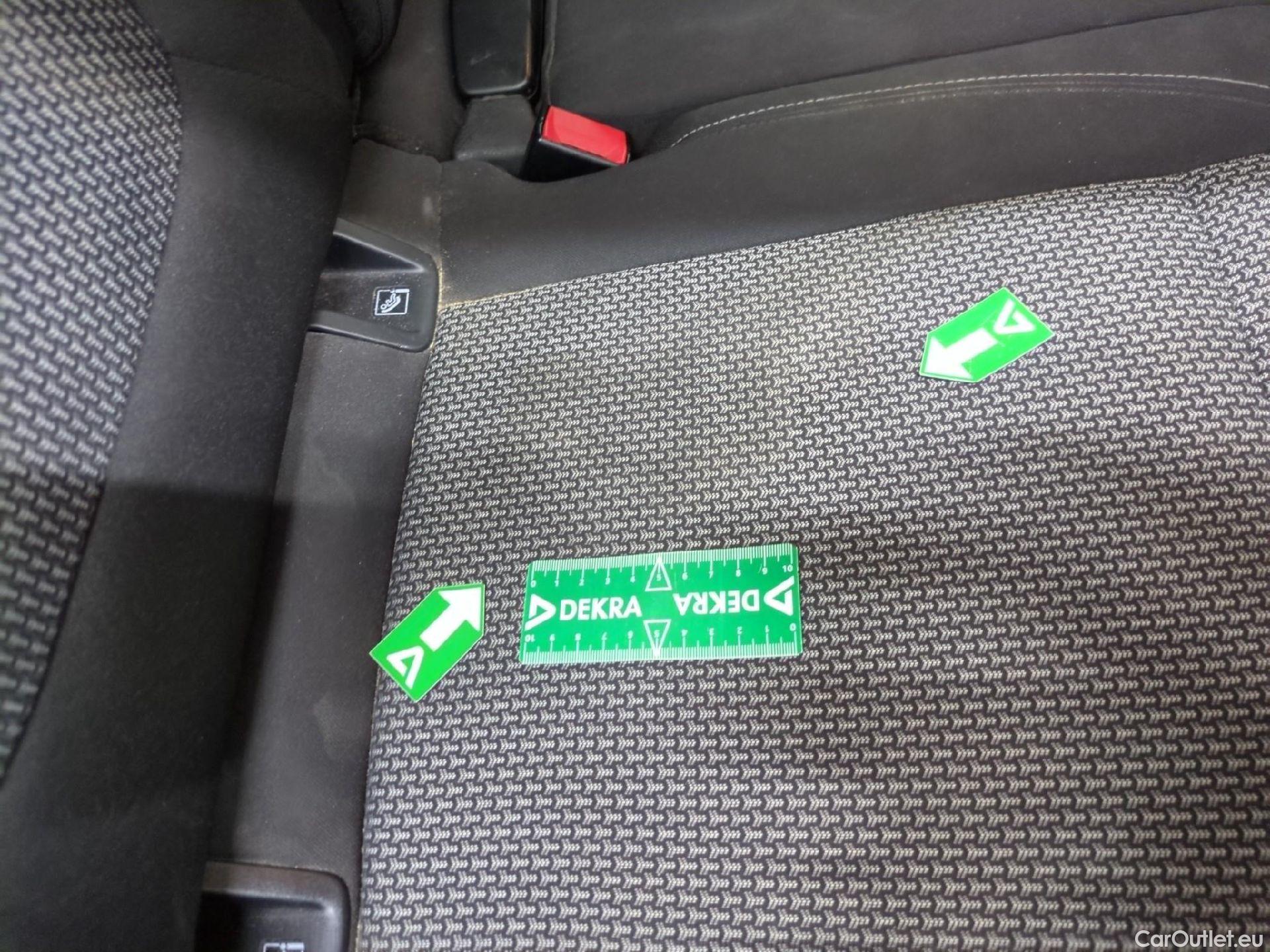  Opel   Grandland X OPEL 5p SUV 1.2 Turbo 130ch auto Edition iBusiness #49