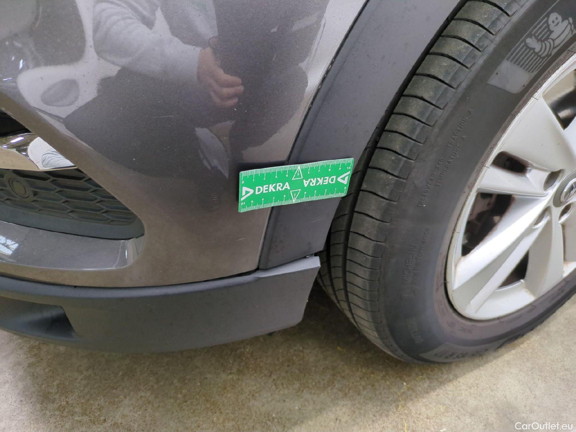  Opel   Grandland X OPEL 5p SUV 1.2 Turbo 130ch auto Edition iBusiness #70