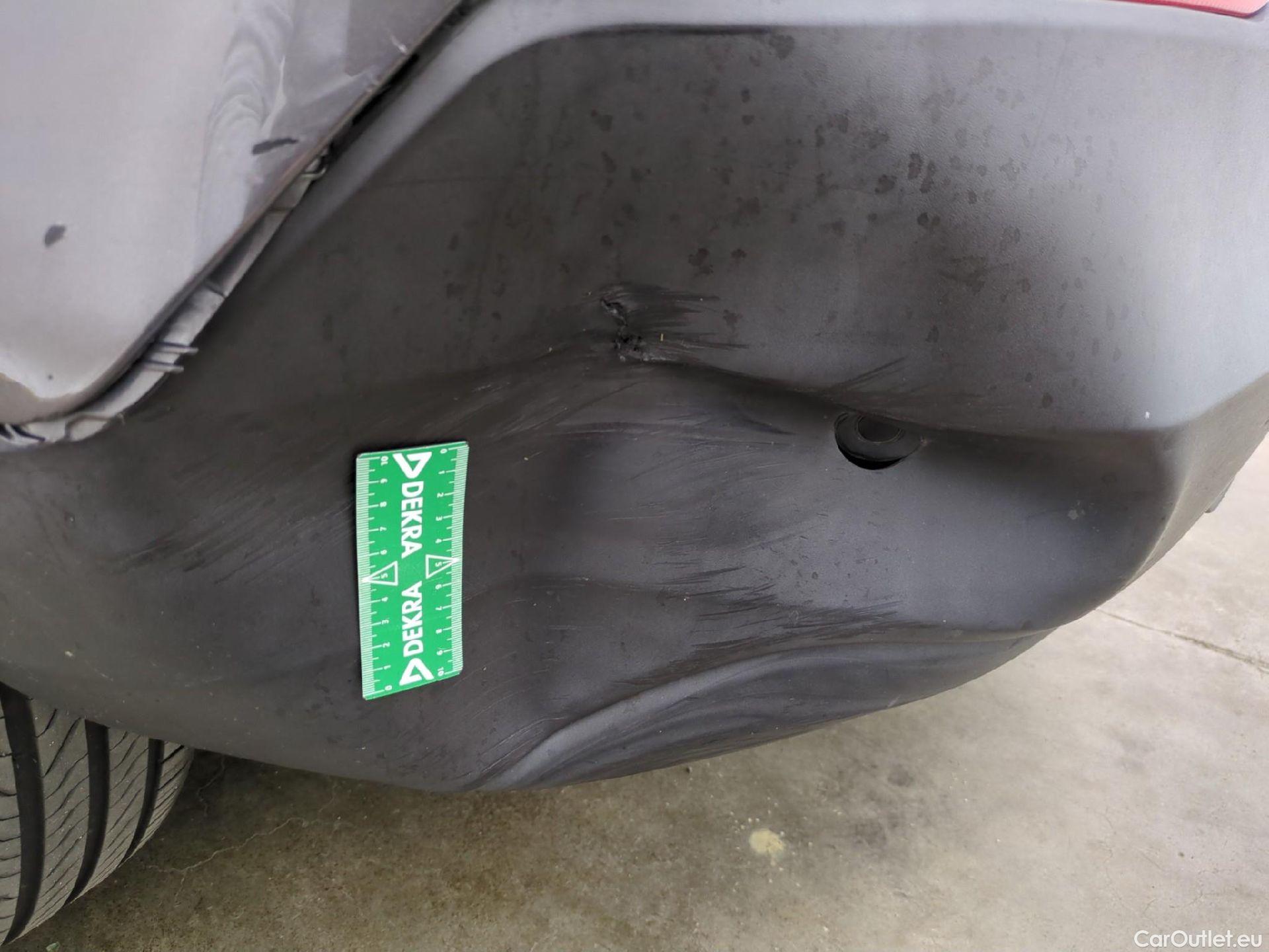  Opel   Grandland X OPEL 5p SUV 1.2 Turbo 130ch auto Edition iBusiness #93