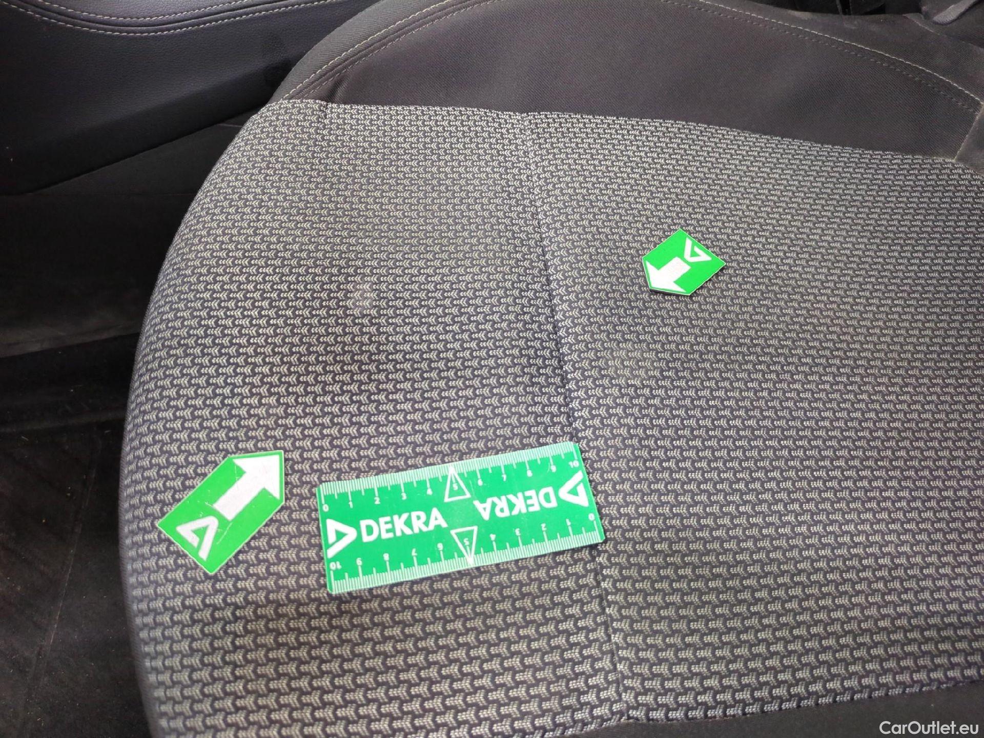  Opel   Grandland X OPEL 5p SUV 1.2 Turbo 130ch auto Edition iBusiness #47