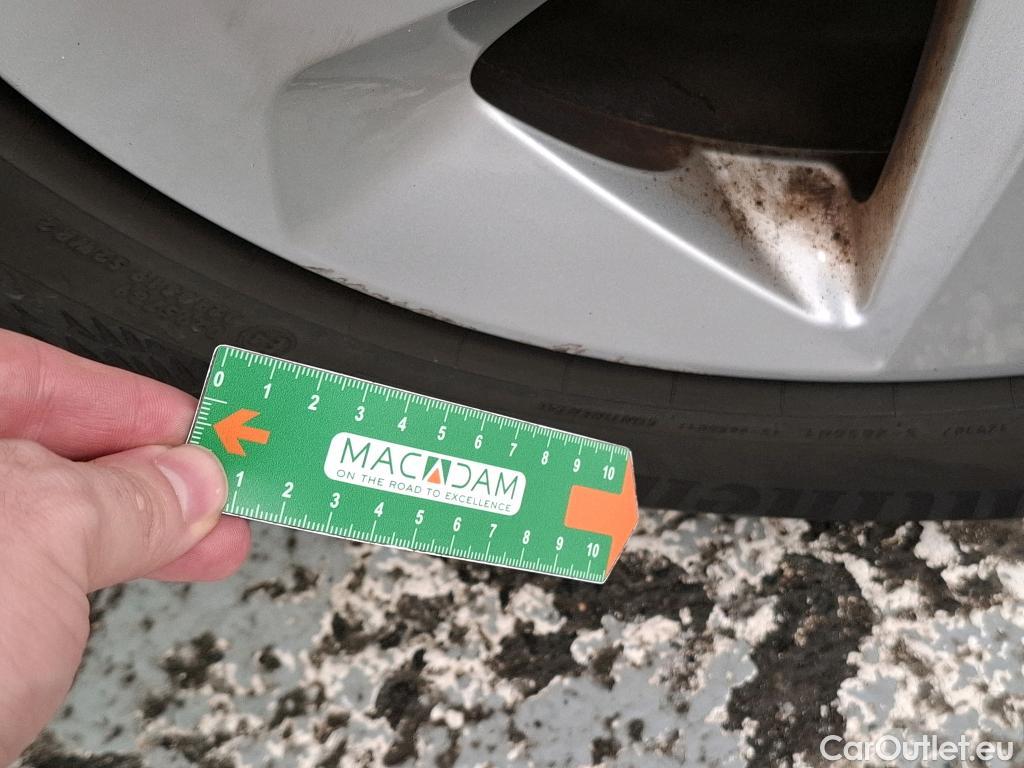  Nissan  Qashqai NISSAN  / 2017 / 5P / Crossover 1.5 DCI 115 DCT Business Edition #17