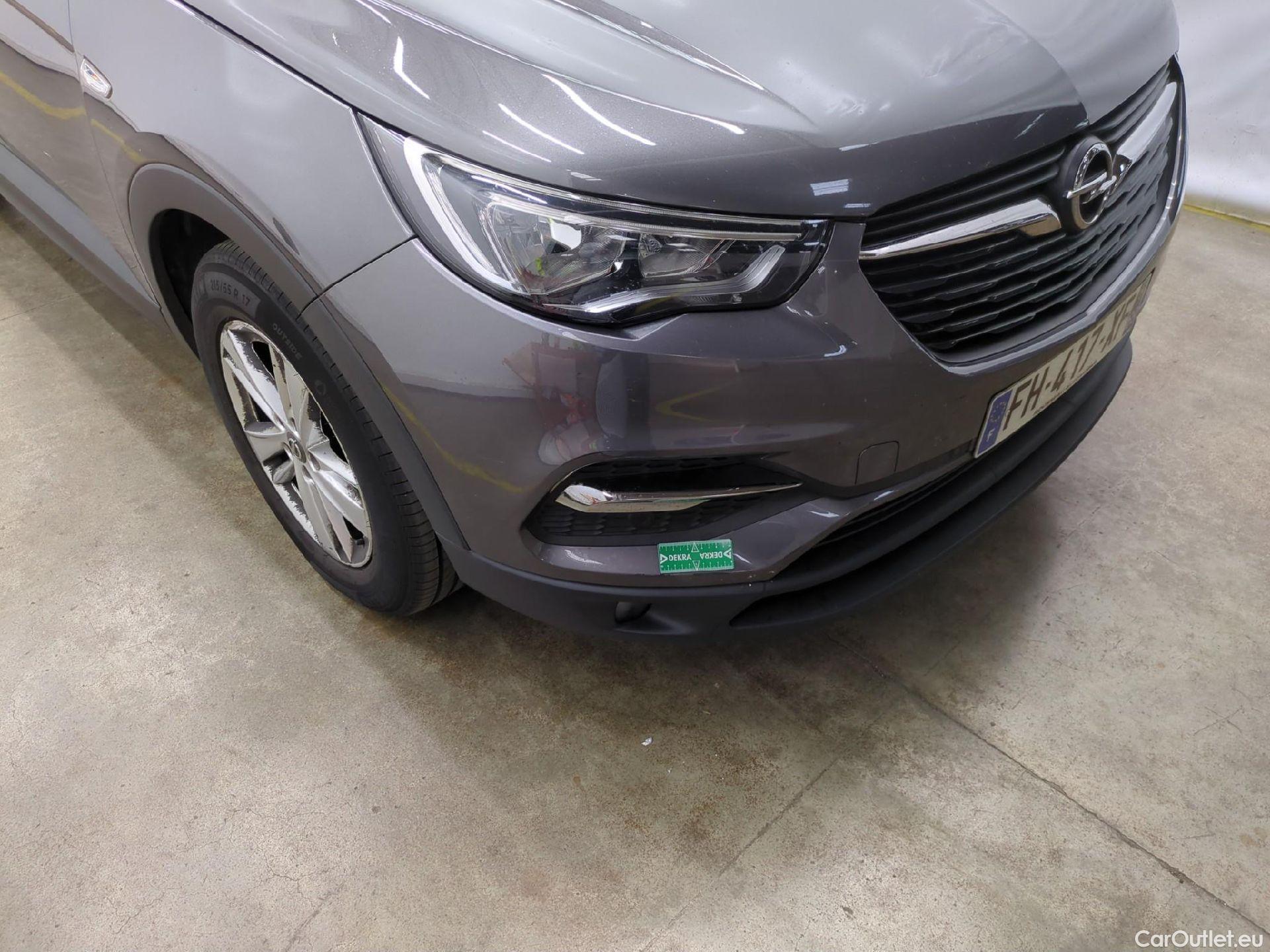  Opel   Grandland X OPEL 5p SUV 1.2 Turbo 130ch auto Edition iBusiness #64