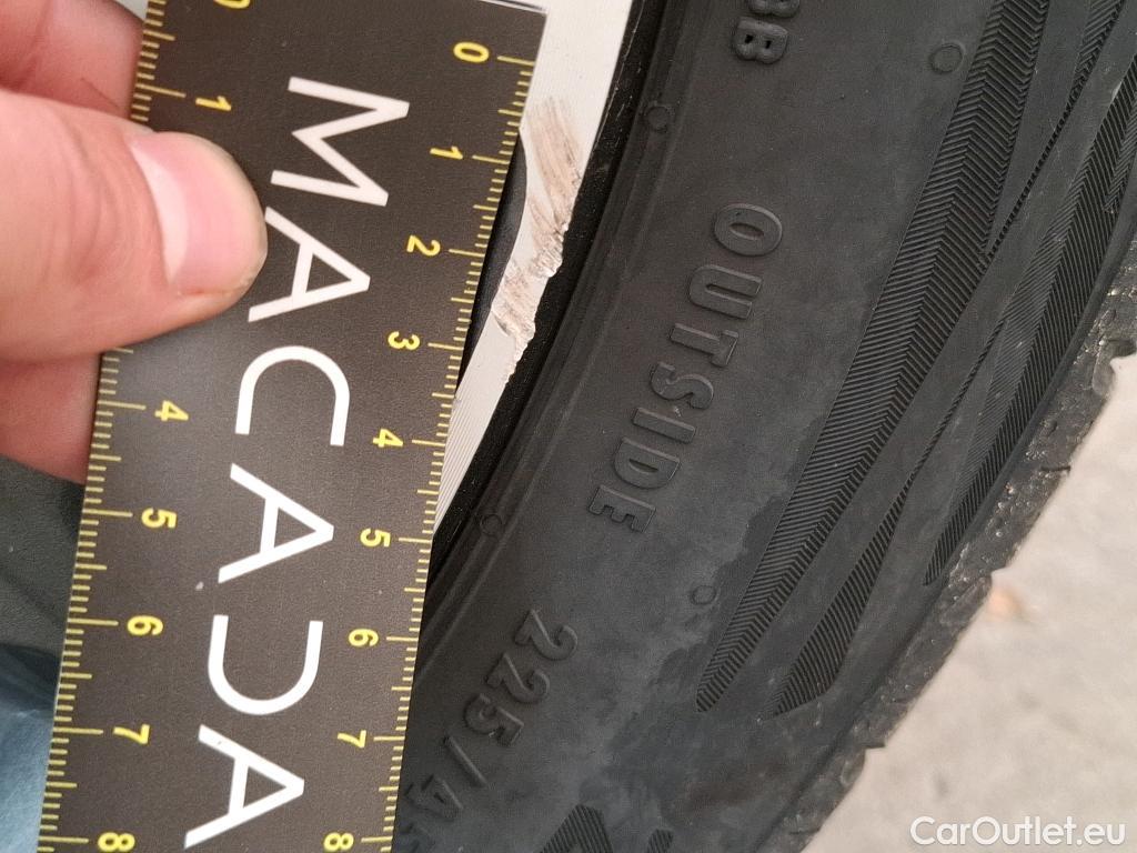  Hyundai  Konna HYUNDAI Kona / 2020 / 5P / SUV 1.6 HYBRID 141 EXECUTIVE HEV #30