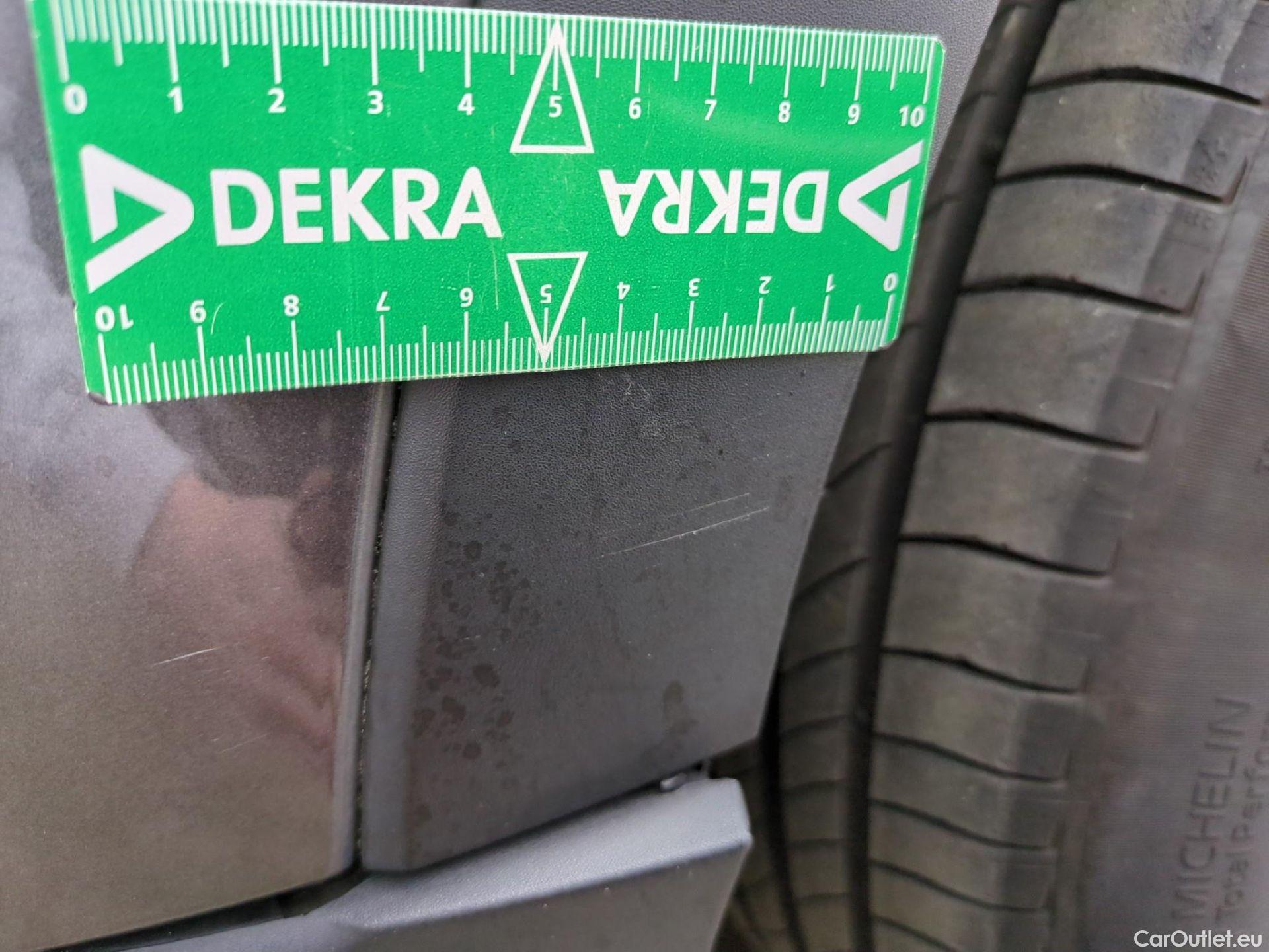  Opel   Grandland X OPEL 5p SUV 1.2 Turbo 130ch auto Edition iBusiness #71