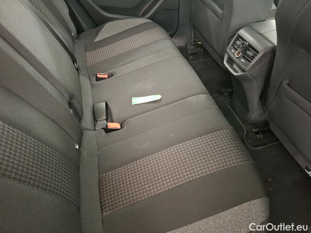  Peugeot  3008 PEUGEOT  / 2020 / 5P / SUV BlueHDi 130 S&S EAT8 Active Pack #1