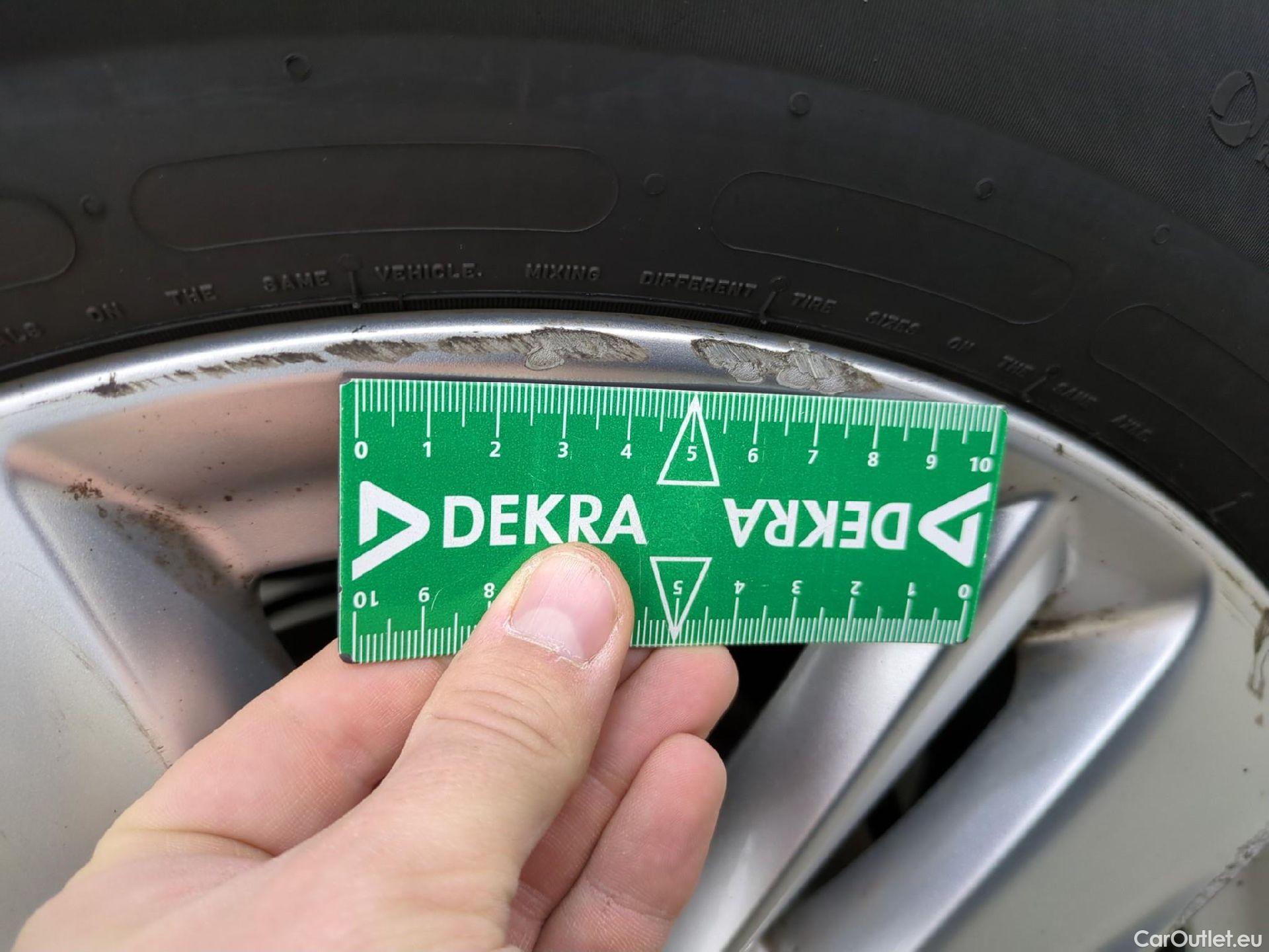  Opel   Grandland X OPEL 5p SUV 1.2 Turbo 130ch auto Edition iBusiness #26