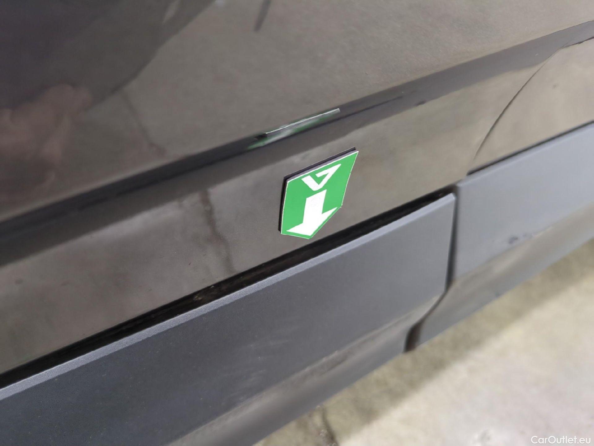  Opel   Grandland X OPEL 5p SUV 1.2 Turbo 130ch auto Edition iBusiness #79