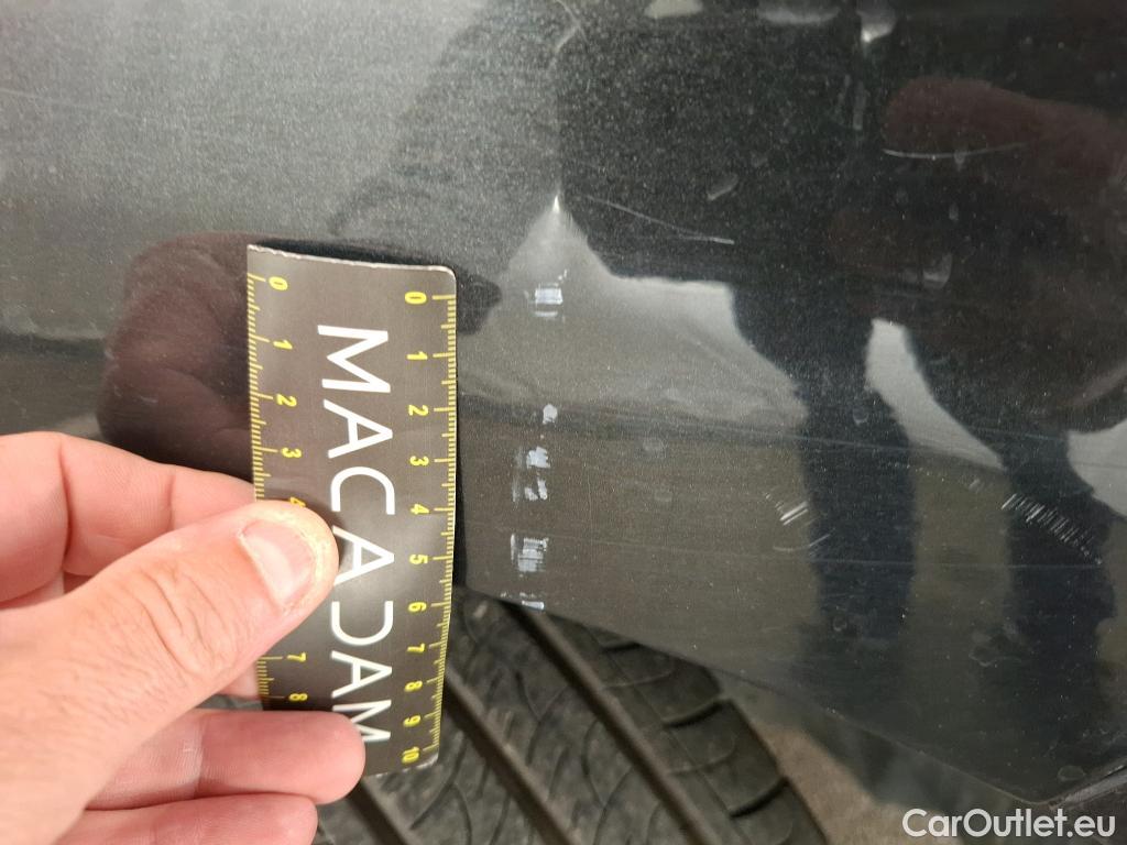  Renault  Trafic RENAULT  / 2019 / 4P / Fourgon tole NV FG GCF L1H1 1200 Energy dCi 145 #48