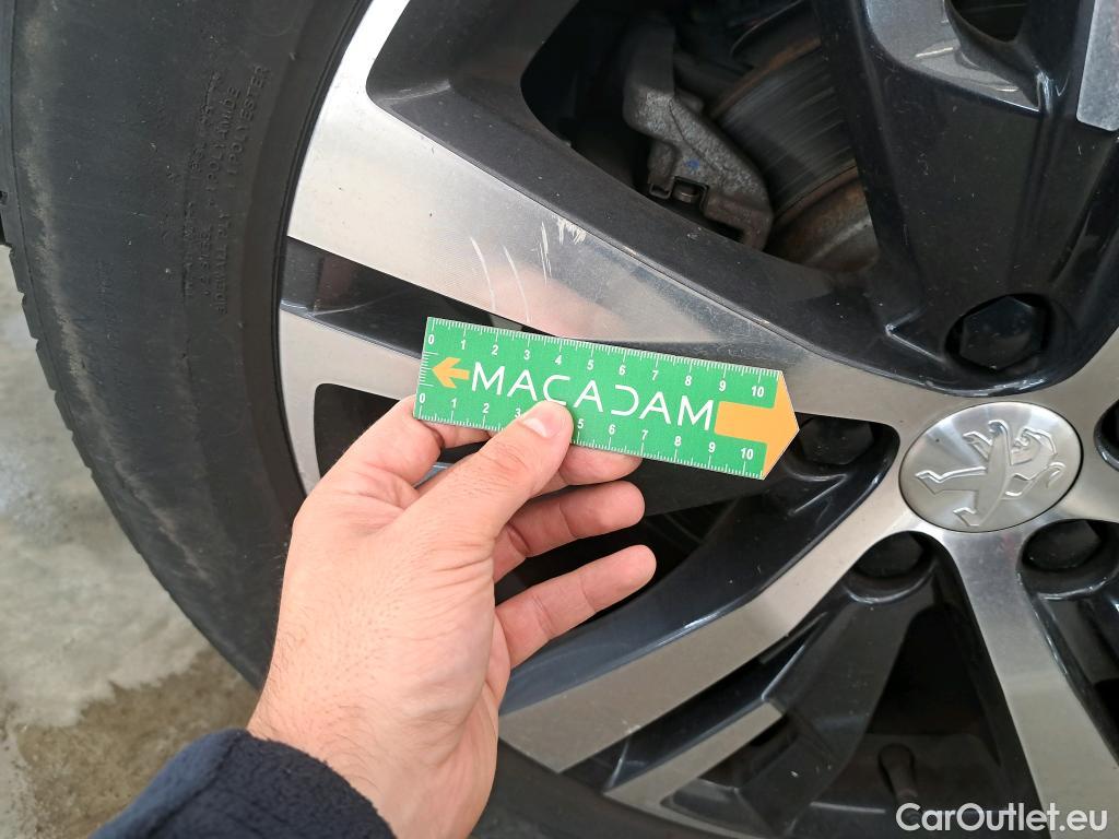  Peugeot  3008  Allure Business 1.5 HDi 130CV BVM6 E6d #48