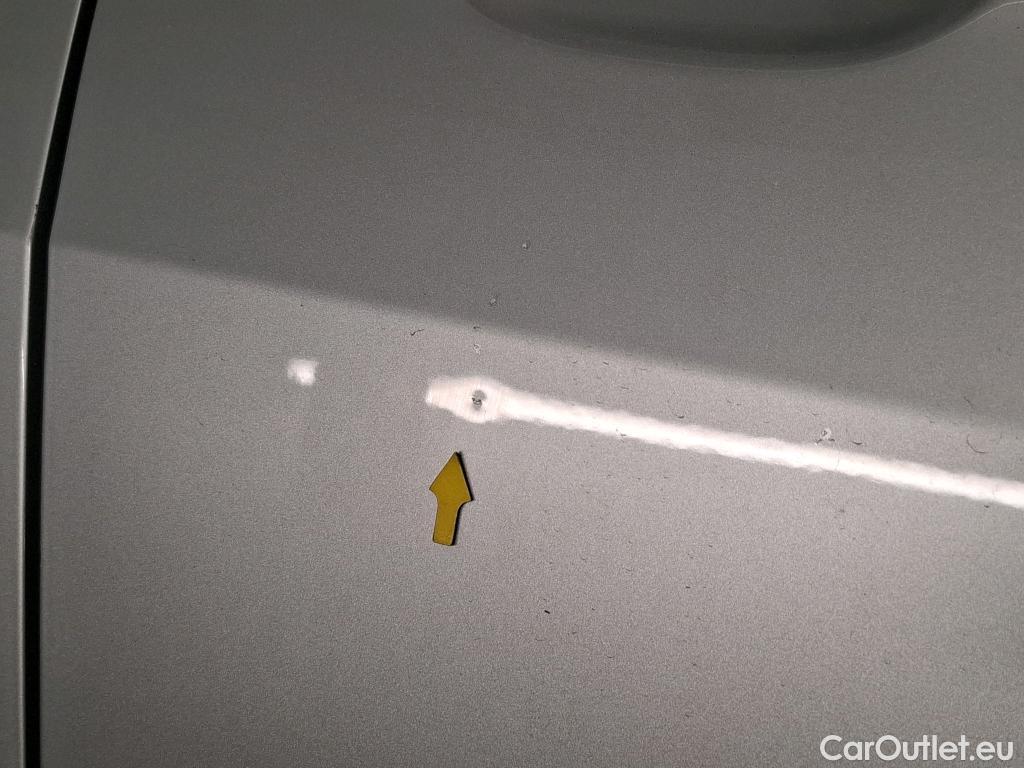  Volkswagen  Tiguan VOLKSWAGEN  / 2020 / 5P / SUV 2.0 TDI 150 DSG7 R-Line #16