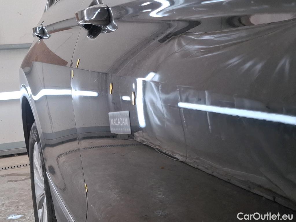  Volkswagen  Tiguan VOLKSWAGEN  / 2020 / 5P / SUV 1.4 eHybrid 245 DSG6 Life Business #35