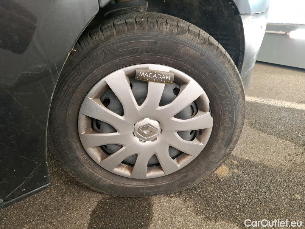  Renault  Trafic RENAULT  / 2019 / 4P / Fourgon tole NV FG GCF L1H1 1200 Energy dCi 145 #16