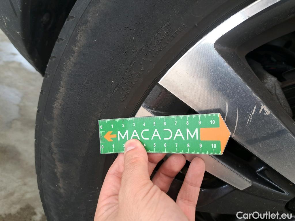  Peugeot  3008  Allure Business 1.5 HDi 130CV BVM6 E6d #25