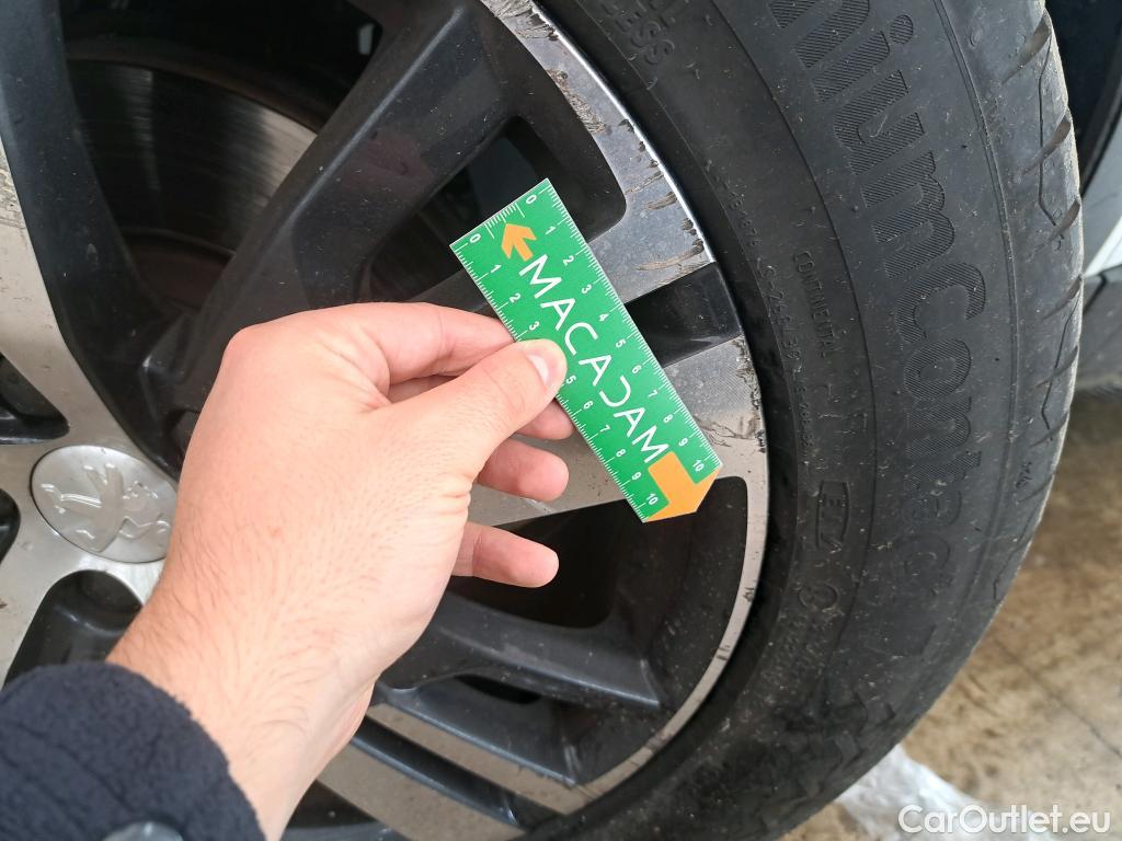  Peugeot  3008  Allure Business 1.5 HDi 130CV BVM6 E6d #33