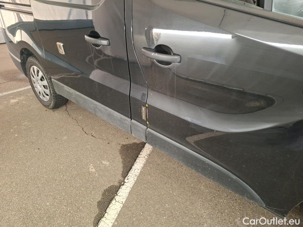  Renault  Trafic RENAULT  / 2019 / 4P / Fourgon tole NV FG GCF L1H1 1200 Energy dCi 145 #43