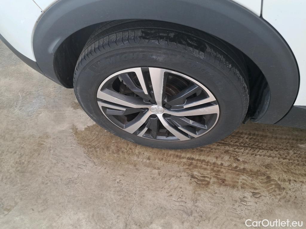  Peugeot  3008  Allure Business 1.5 HDi 130CV BVM6 E6d #44