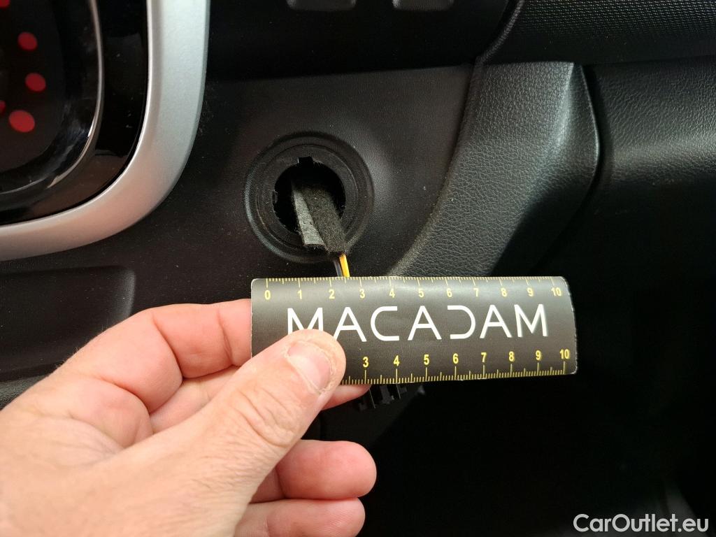  Renault  Trafic RENAULT  / 2019 / 4P / Fourgon tole NV FG GCF L1H1 1200 Energy dCi 145 #34