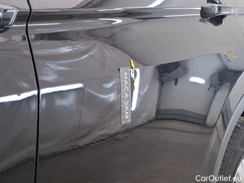  Volkswagen  Tiguan VOLKSWAGEN  / 2020 / 5P / SUV 1.4 eHybrid 245 DSG6 Life Business #51