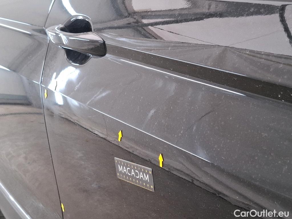  Volkswagen  Tiguan VOLKSWAGEN  / 2020 / 5P / SUV 1.4 eHybrid 245 DSG6 Life Business #36