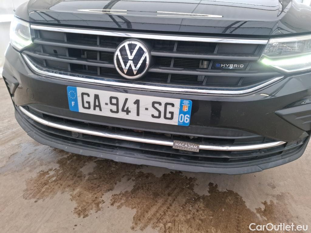  Volkswagen  Tiguan VOLKSWAGEN  / 2020 / 5P / SUV 1.4 eHybrid 245 DSG6 Life Business #45