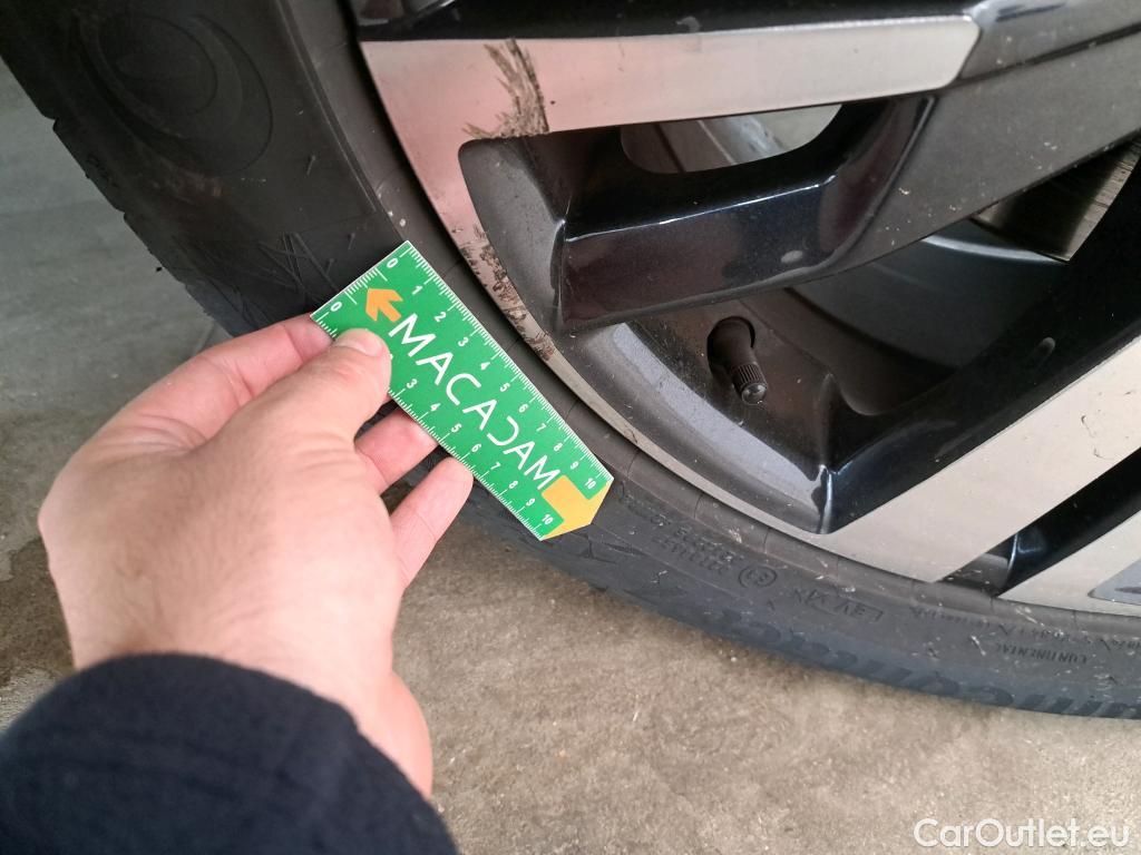  Peugeot  3008  Allure Business 1.5 HDi 130CV BVM6 E6d #43