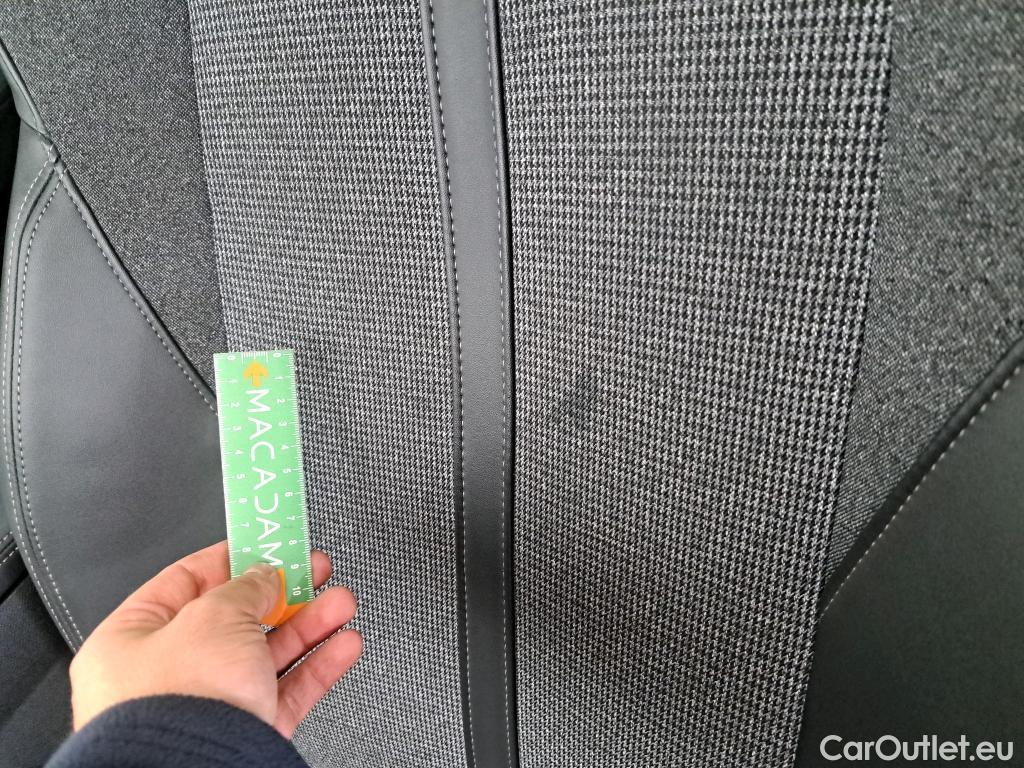  Peugeot  3008  Allure Business 1.5 HDi 130CV BVM6 E6d #65