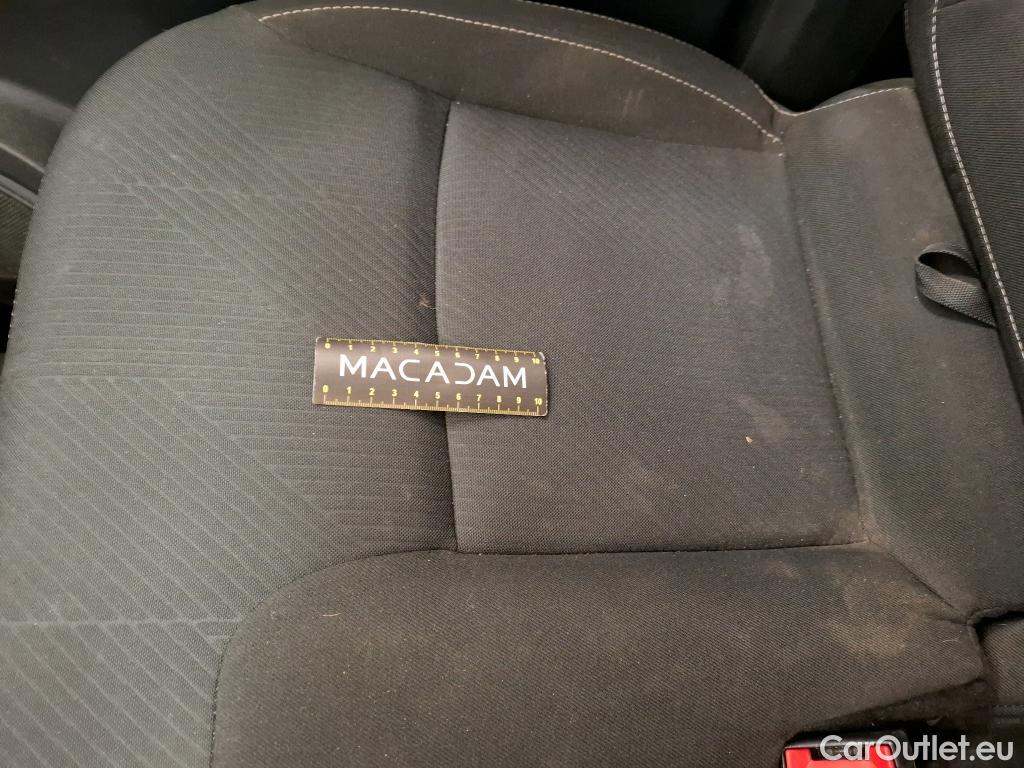  Renault  Trafic RENAULT  / 2019 / 4P / Fourgon tole NV FG GCF L1H1 1200 Energy dCi 145 #42